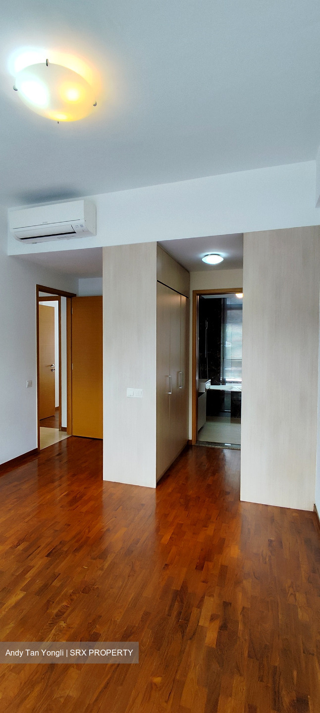 Viz At Holland (D10), Condominium #437844921